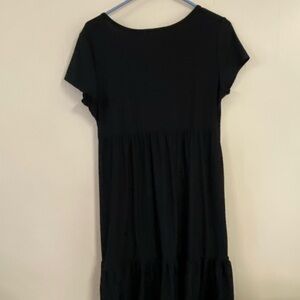 Black dress size L. Worn to graduation.